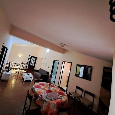 Betty House. Apartment Санта Крус Екстериор снимка